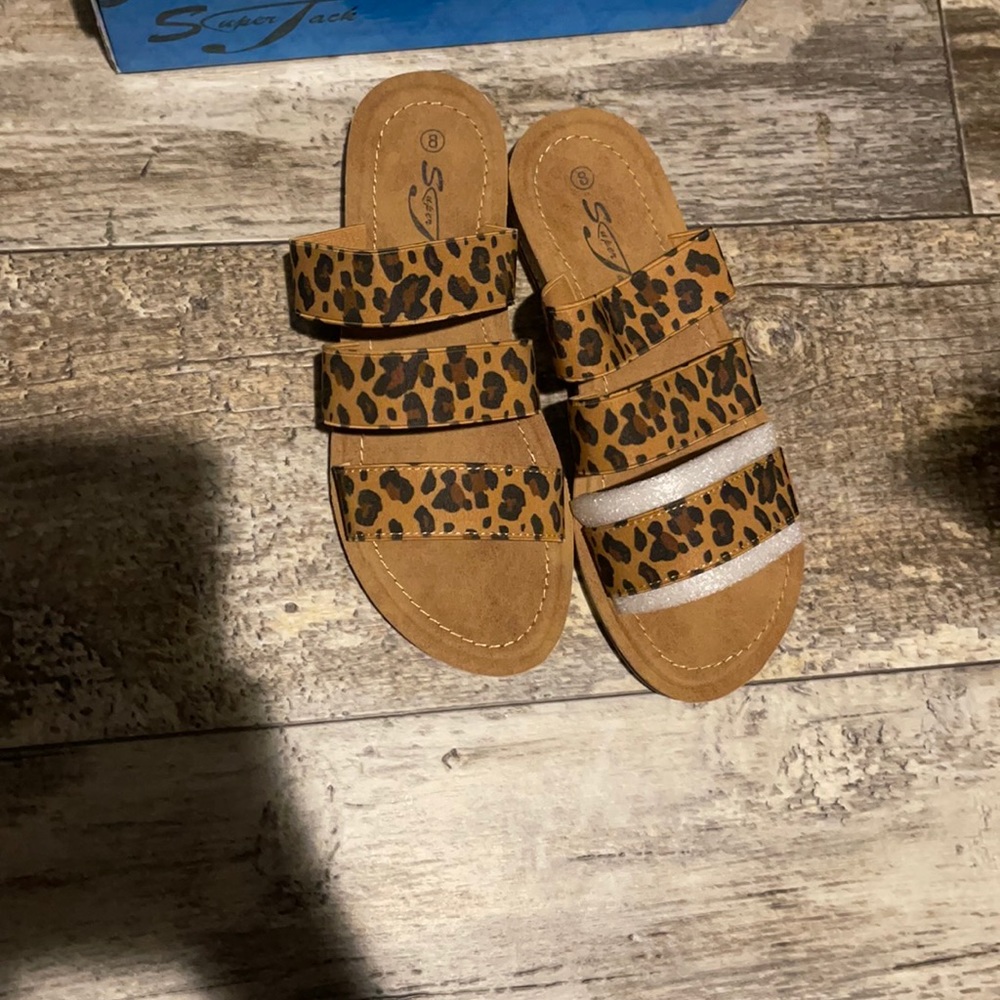 Brand new never worn sandal